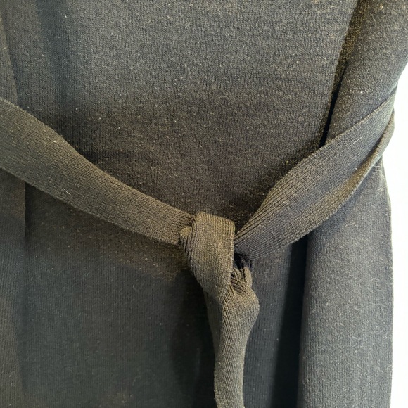 Cap Sleeved Sweater Dress - Picture 5 of 6